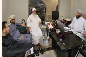وزير الأوقاف يتفقد سير عمل بعثة الحج في المدينة المنورة