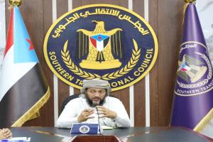 انتقالي العاصمة عدن يدين اقتحام أحد المساجد ويشيد بتدخل نائب رئيس المجلس