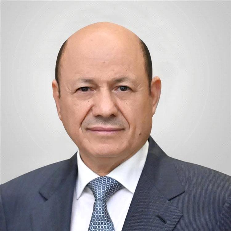 الرئيس العليمي: صنع رجال ونساء عدن المجد بدحر الغزو الإمامي عن مدينتهم