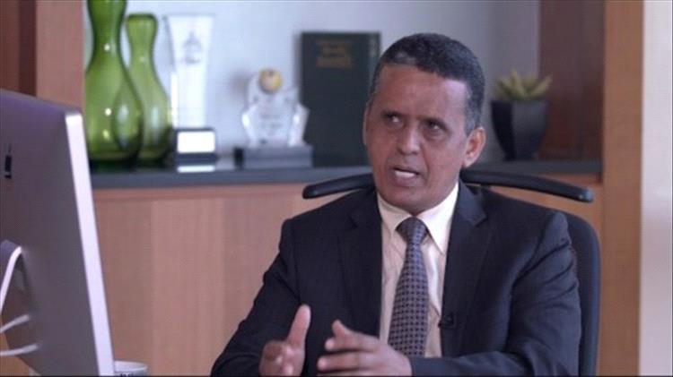 محلل عسكري: على الشعب أن يُحرر عقله من الأكاذيب التي ضللوه بها لسنوات طويلة