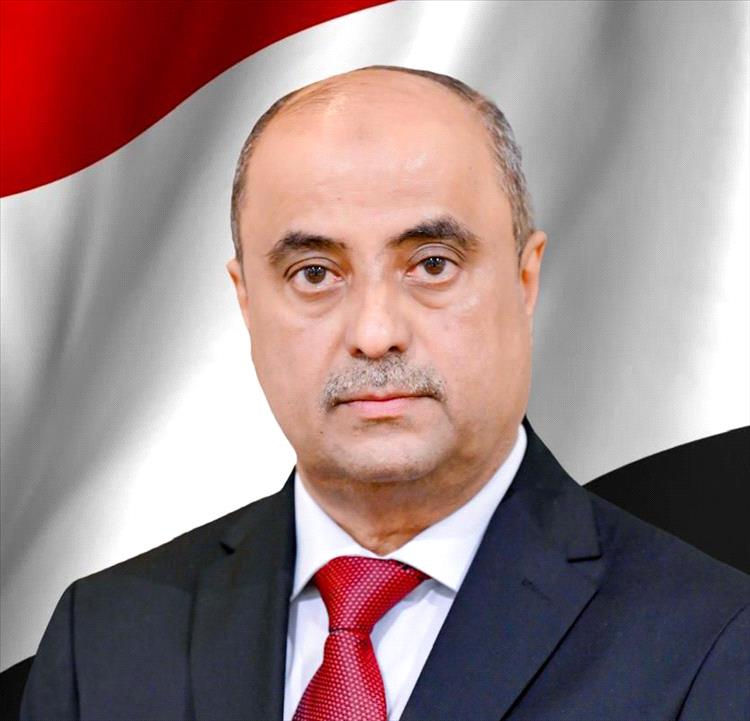 رئيس الوزراء يوجه بتزويد كهرباء عدن بكميات اسعافية من الوقود لتخفيف معاناة المواطنين