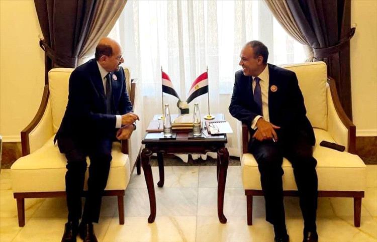 الزنداني يتحرك لحماية الجالية اليمنية في مصر ويشيد بالعلاقات التاريخية مع القاهرة