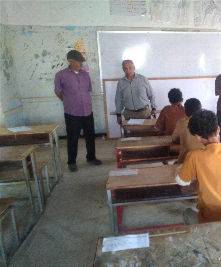 تواصلاً لزيارته .. مدير التربية بلودر يتفقد سير الإختبارات بثانوية الشهيد مدرم الشعة