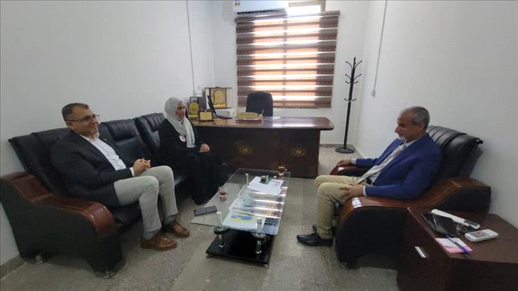 الوكيل الشبحي يناقش مع اللجنة الدولية للصليب الأحمر تدخلاتهم في القطاع الصحي في بلادنا