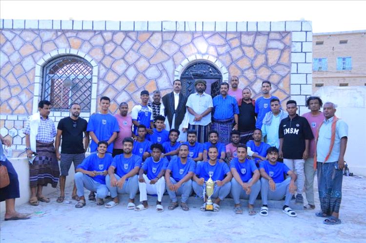 الشيخ بن حبريش يستقبل إدارة ولاعبي نادي تضامن حضرموت بمناسبة تأهلهم إلى دوري الدرجة الأولى لكرة السلة