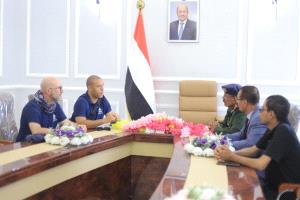 وفد الإنتربول الدولي يزور ديوان وزارة الداخلية لبحث أوجه التعاون المشترك