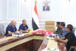وفد الإنتربول الدولي يزور ديوان وزارة الداخلية في عدن لبحث أوجه التعاون المشترك
