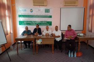 مدير عام مكتب صحة لحج يفتتح الدورة التدريبية للمؤثرين المشاركين بحملة الرش الضبابي بمديرية تبن