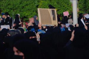 بيان نفي من ثورة النسوان بعدن: لا علاقة لنا بتوكل كرمان ونرفض التحدث باسمنا
