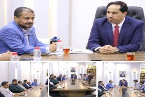 الوزير البكري يناقش مع نادي رجال الأعمال سبل تعزيز العلاقات المشتركة