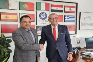 الوزير السقطري يبحث مع المركز الدولي للدراسات الزراعية لمنطقة البحر الأبيض المتوسط التعاون المشترك