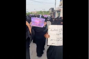 الامن في عدن يمنع تظاهرة نسائية طالبت بتوفير الخدمات