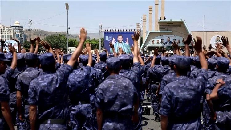 مسؤول حكومي يكشف عن ستة أطراف تخدم الحوثيين