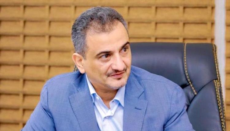 محافظ عدن يهنئ نادي وحدة عدن بالتتويج بدوري عدن الممتاز