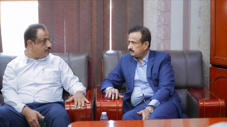 بن الوزير يطلع على الأوضاع الخدمية والأمنية في مديرية جردان