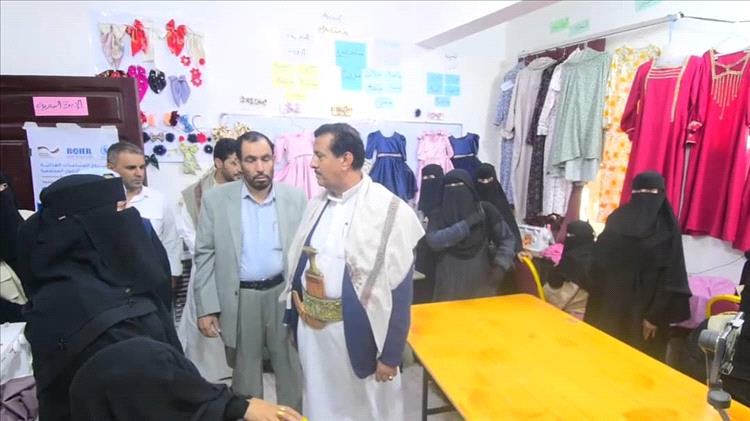 اختتام سبع دورات مهنية بمأرب لتأهيل 200 مستفيد ومستفيدة في برامج تحسين سبل العيش.