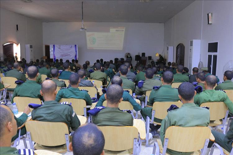 كلية الشرطة حضرموت تنظم ندوة علمية حول تقنيات التحقيق بالذكاء الاصطناعي