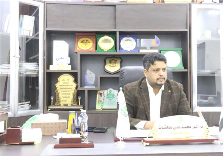 رئيس جامعة المهرة يستقبل فريق التوجيه والرقابة الرئاسي بالمجلس الانتقالي الجنوبي