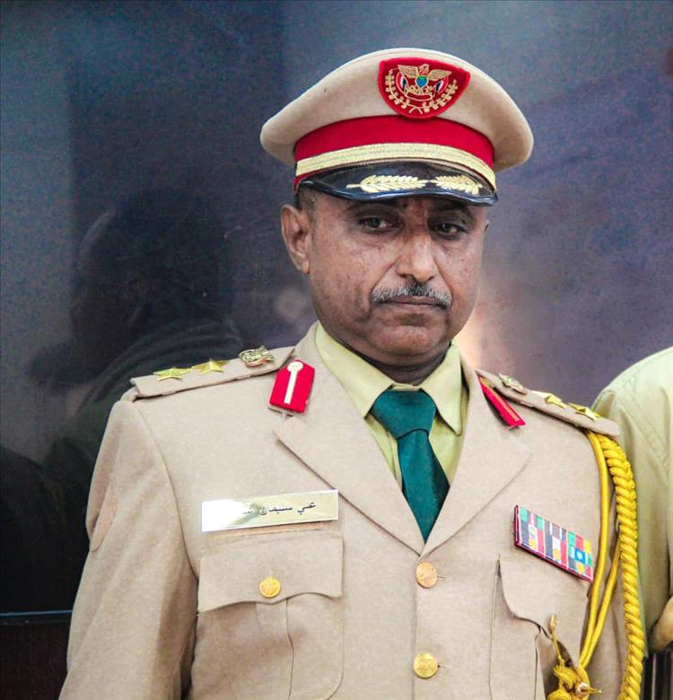 الماجستير في العلوم العسكرية من الأكاديمية العسكرية العليا للباحث العقيد علي سليمان عجيل