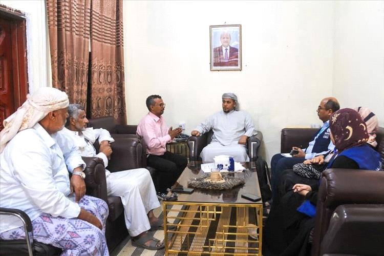 محافظ سقطرى يناقش مع منظمة الصحة العالمية جهود القضاء على الملاريا