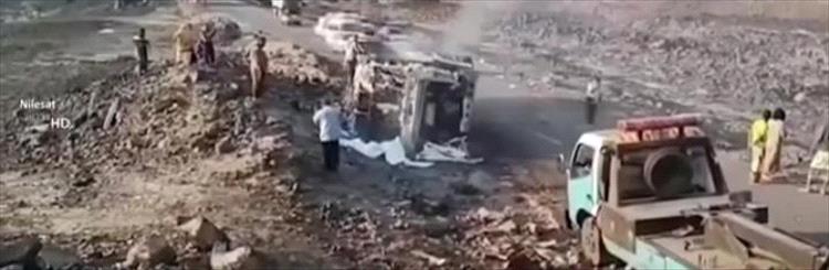 إدارة أمن أبين تعزي أسر ضحايا حادث إحتراق شاحنة النقل الجماعي بالعرقوب وتوضح الإجراءات الأمنية المتخذة