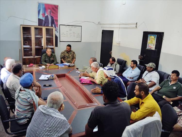 قائد شرطة القلوعة يلتقي باللجان المجتمعية لتعزيز التعاون الأمني ومناقشة القضايا المحلية