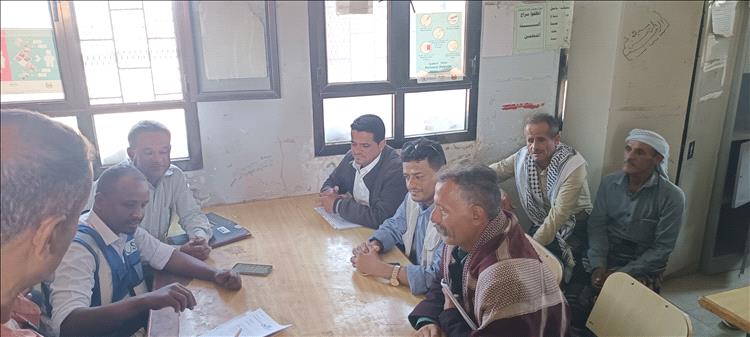 إدارة التربية والتعليم بردفان تدشن مشروع ترميم ثلاث مدارس في المديرية