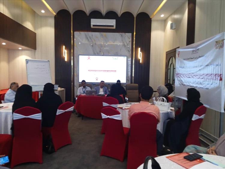بدء دورة تدريبية لبناء القدرات الإدارية لمنظمات المجتمع المدني بعدن