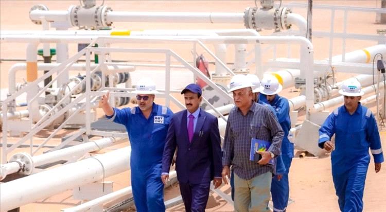 التوصل إلى اتفاق مع اللجنة العمالية بحقل العقلة لتزويد كهرباء عدن بالنفط الخام