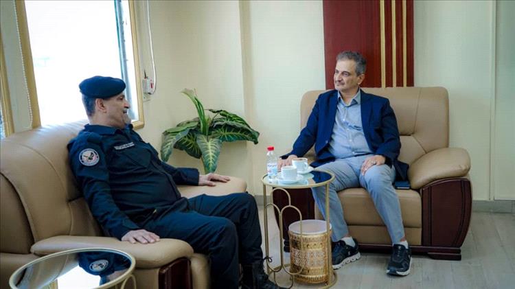 المحافظ لملس يبحث مع رئيس جهاز مكافحة الإرهاب سبل تعزيز الأمن والاستقرار