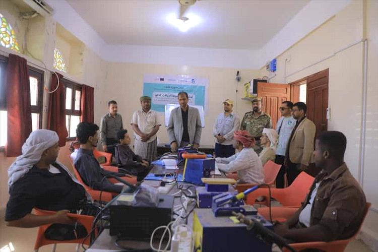 تدشين الدورات التدريبية للتمكين المهني والاقتصادي في المهرة
