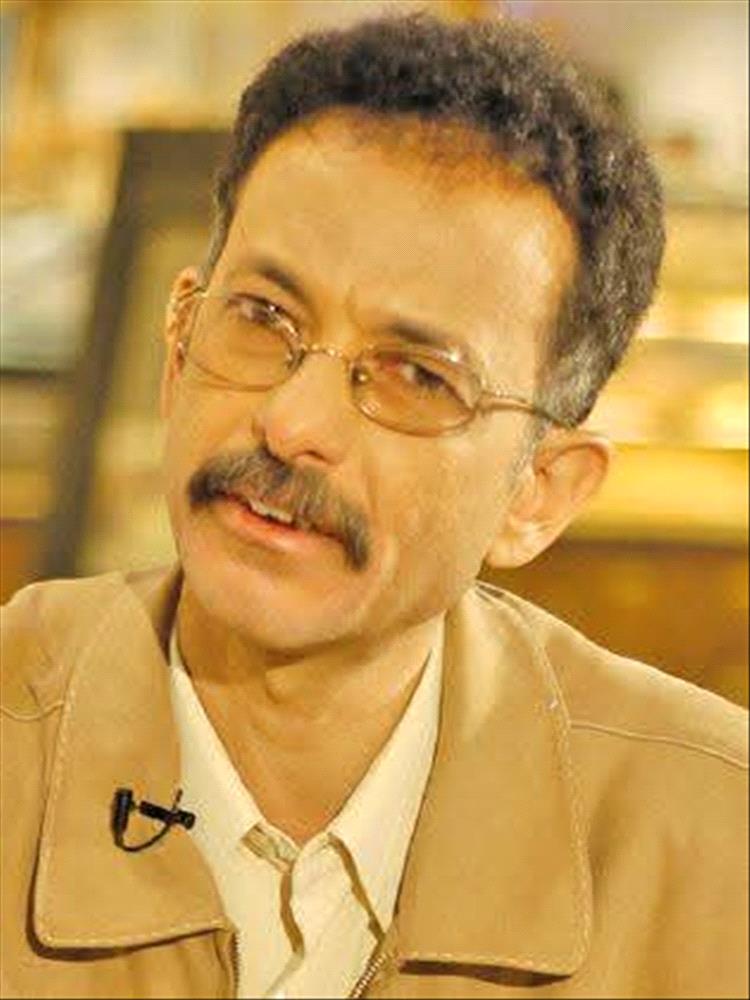 علي المقري: القيادات التي تتنقل بين العواصم باسم النضال لن تعيد دولة ولا مؤسسة واحدة