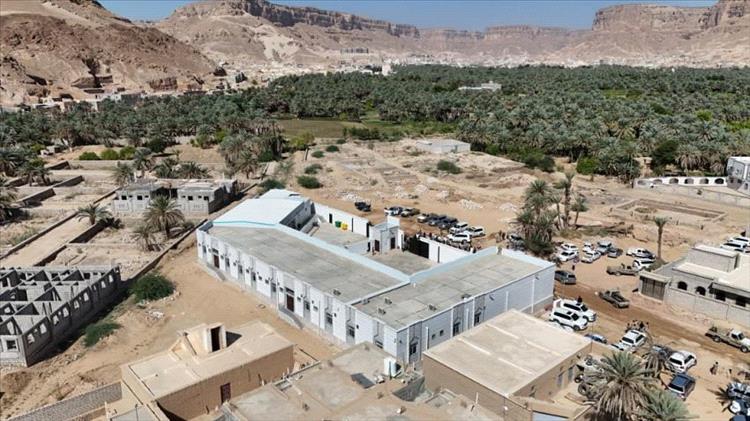 محافظ حضرموت يفتتح مركز الصادرات الزراعية بمديرية تريم بتمويل من الاتحاد الاوروبي