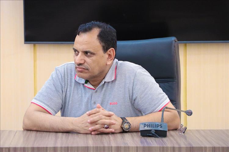 الوزير السقطري يبحث مع الوفد الهولندي تعزيز التعاون في قطاعات الزراعة والمياه والثروة السمكية