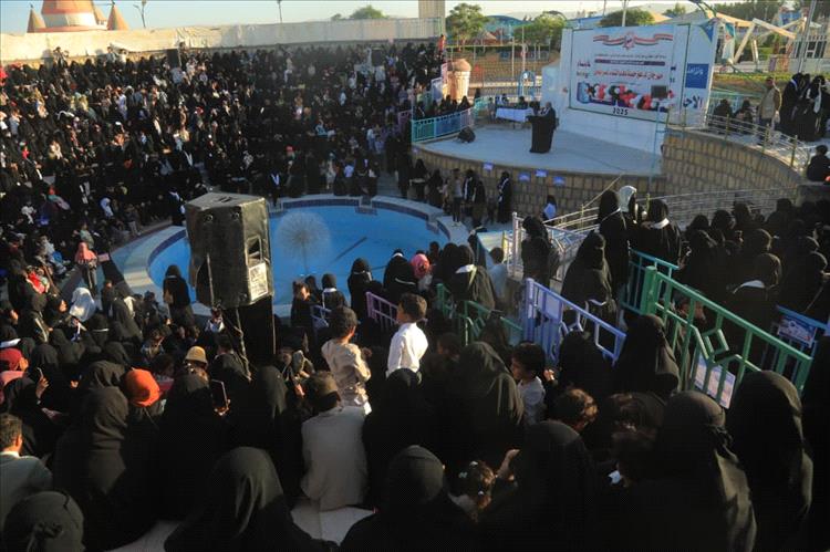 مأرب: مؤسسة وطن تقيم مهرجانًا نسائيًا لدعم حملة "دفء الشتاء" للمرابطين