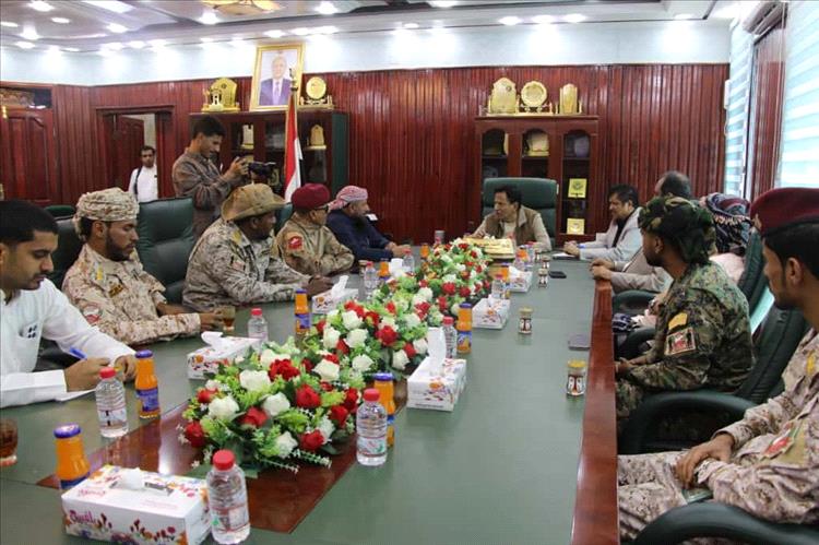 محافظ المهرة يستقبل قيادة قوات درع الوطن ويؤكد دورها في تعزيز الأمن