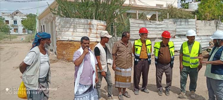 رئيس جامعة لحج يتفقد سير العمل بمشروع بناء قسم الطب البيطري في كلية الزراعة