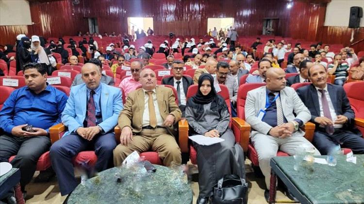 تدشّين فعاليات الأسبوع العالمي للمضادات الحيوية في تعز