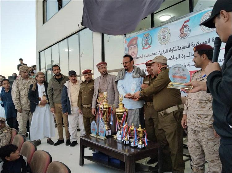 اللواء 72 يتوّج بكأس بطولة الشهيد ناجي عايض لكرة القدم في مأرب