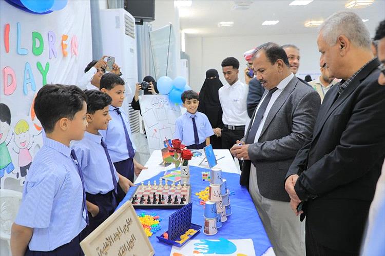 الوكيل العامري يدشن فعاليات اليوم العالمي للطفل بوادي حضرموت