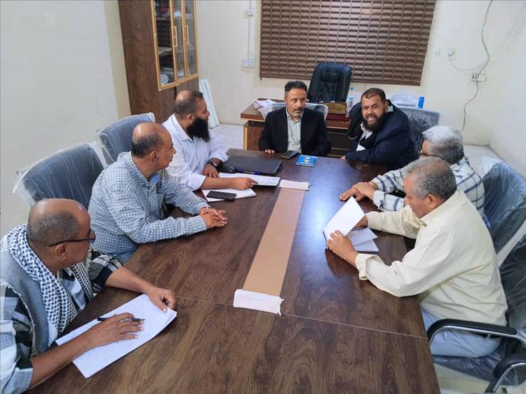 اجتماع موسّع في أبين يناقش ضبط الاعتداءات على المزارع وإجراءات حماية دلتا أبين