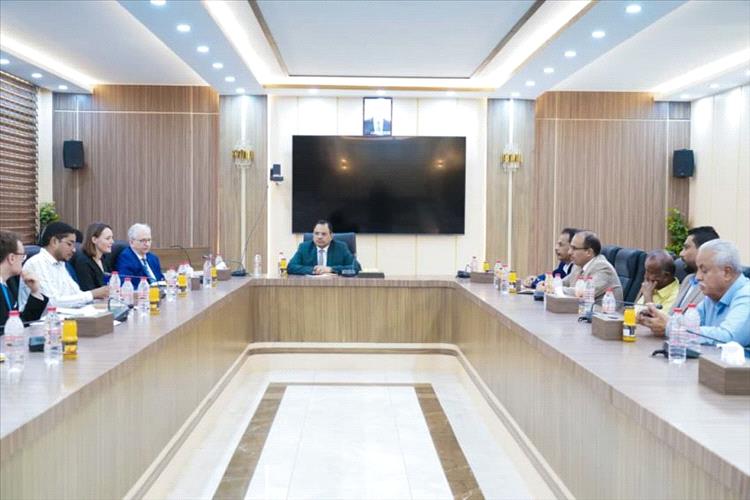 الوزير السقطري يبحث مع السفير الألماني دعم القطاعين الزراعي والسمكي