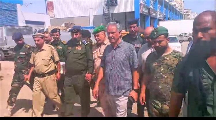 وكيل وزارة الداخلية يتفقد السوق المركزي للخضار والفواكه بمديرية المنصورة ويؤكد أهمية تعزيز الاستثمار المستدام