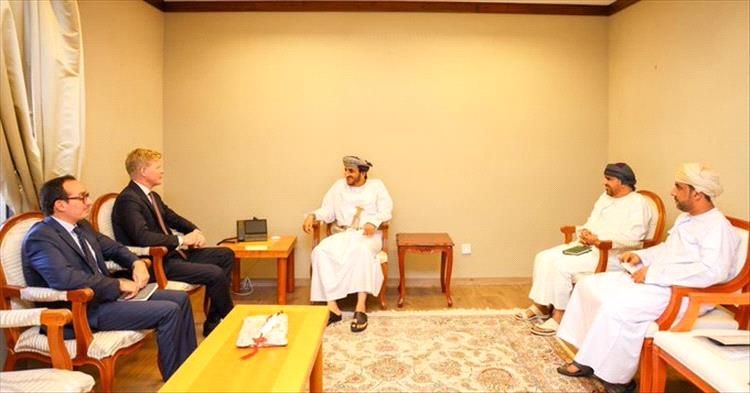 غروندبرغ يحاول إنعاش مسار السلام والإفراج عن الموظفين الأمميين