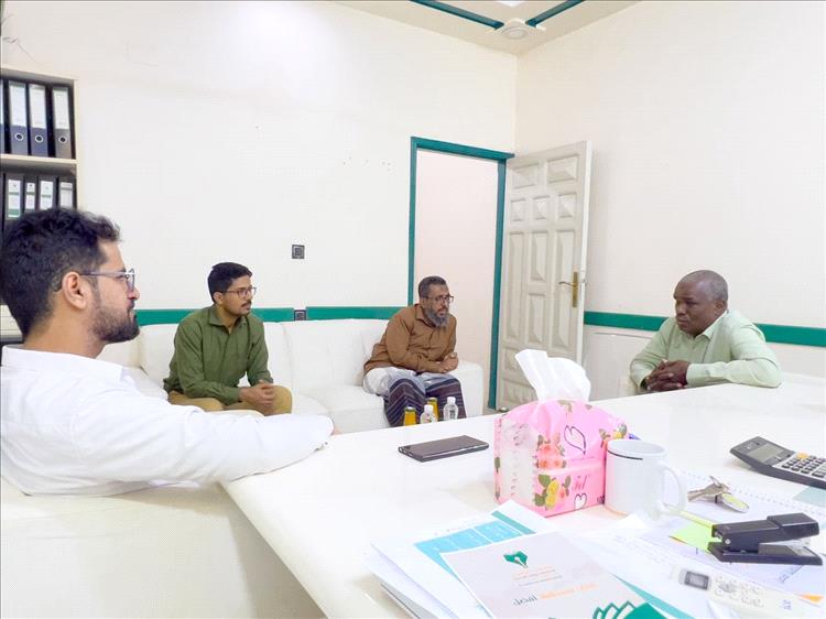 مناقشة سبل التعاون المشترك بين مؤسسة حضرموت للدراسات و معهد العمران