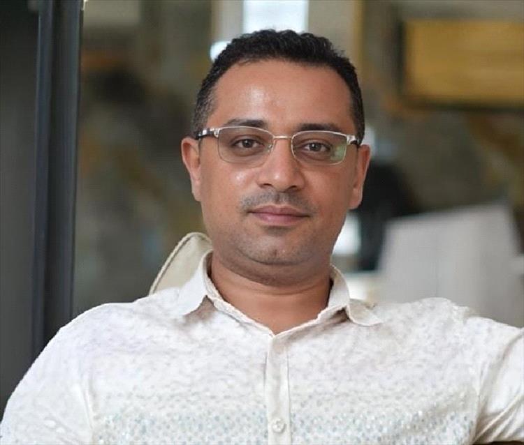 الااتحاد العالمي  المهاجرين اليمنيين يناشد نائب رئيس القيادة الرئاسية الإفراج عن الإعلامي عادل النزيلي