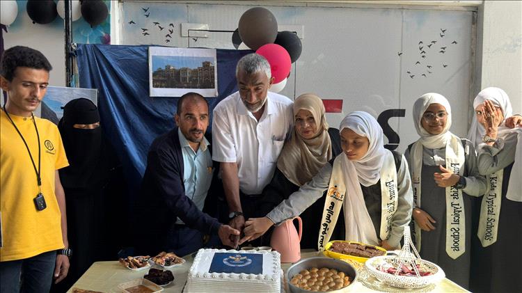 مجلس طالبات "فيوتشر كيدز" يحتفل بالذكرى المجيدة لـ 30 نوفمبر بعروض إبداعية متميزة