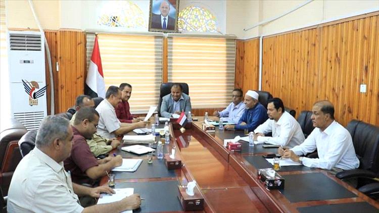 لجنة المناقصات الفرعية بوادي حضرموت تقر إرساء ثلاثة مشاريع تربوية