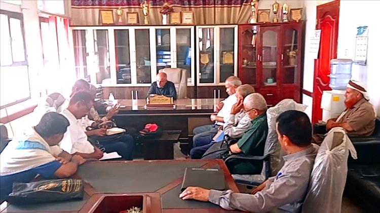 مدير تربية لحج يطلع على نتائج زيارة التوجيه الوزاري لمدارس الحوطة