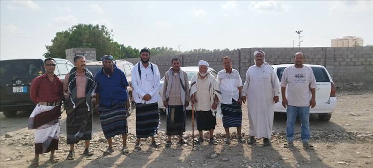 أمين عام المجلس المحلي ونائب محافظ محافظة لحج يتفقد سير العمل بطريق المدينة الخضراء